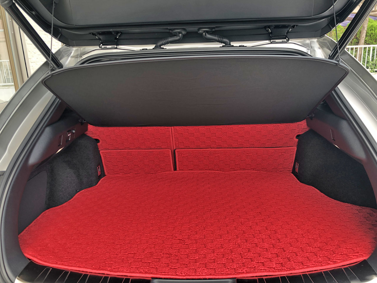 レクサスuxのフロアマット Salaryman C3