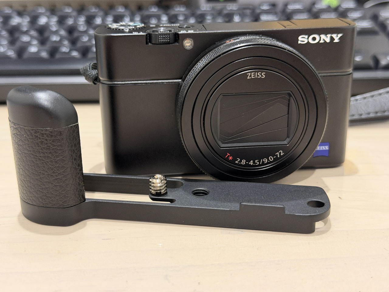 SONY ソニー RX100m7 用ハンドグリップ Amazon | JJC メタルハンドグリップ ソニー Sony RX100 VII DSC