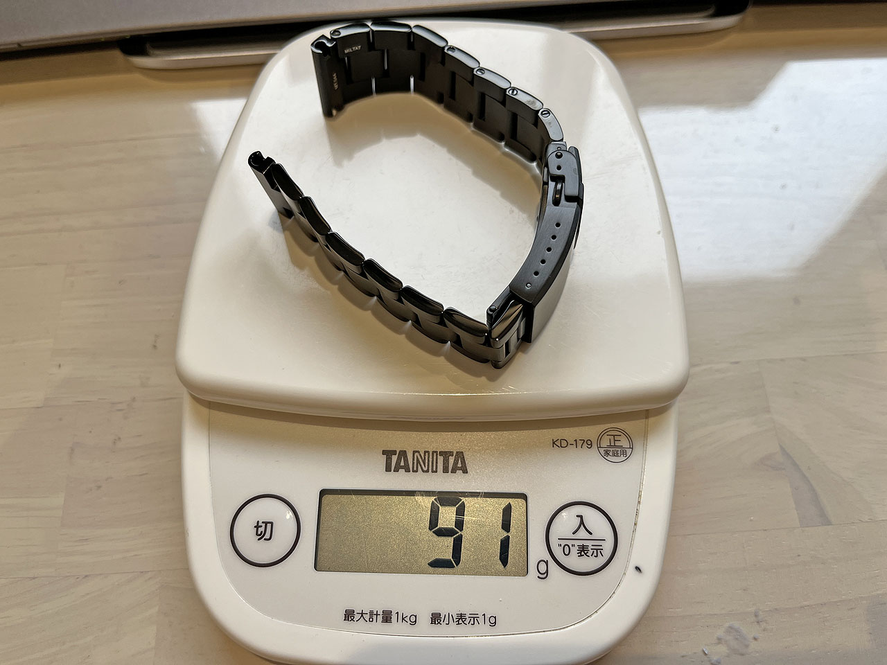 セイコーツナ缶SBBN047にタイコノートのメタルブレスレットを