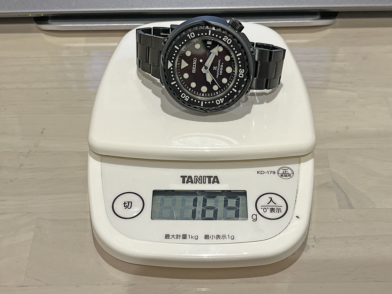 セイコーツナ缶SBBN047にタイコノートのメタルブレスレットを