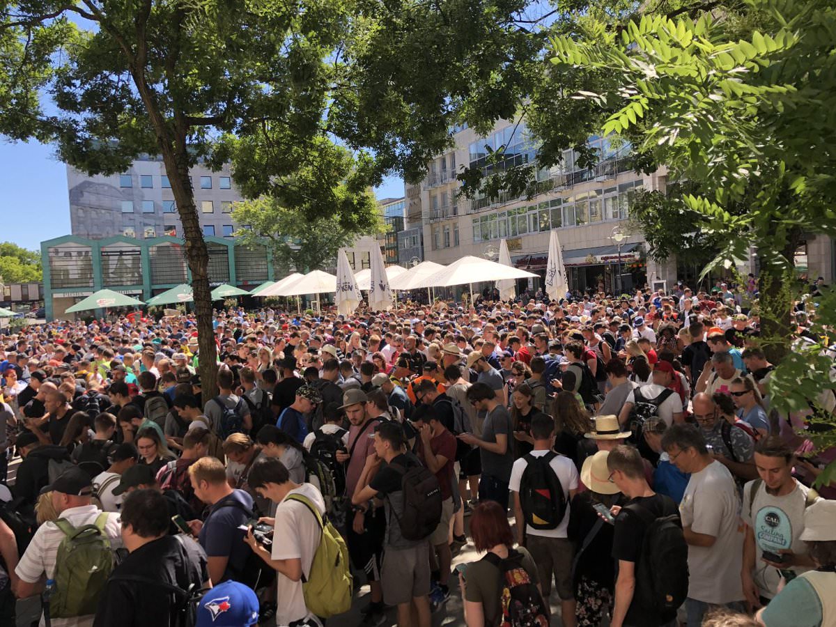 朗報 ポケモンgoさん とうとう社会現象へｗｗｗｗｗｗｗ ゲ板観測機関