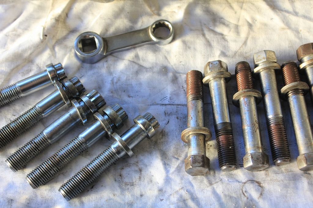 お得】 SBC ロッカーアーム リフター プッシュロッド エンジン、過給器