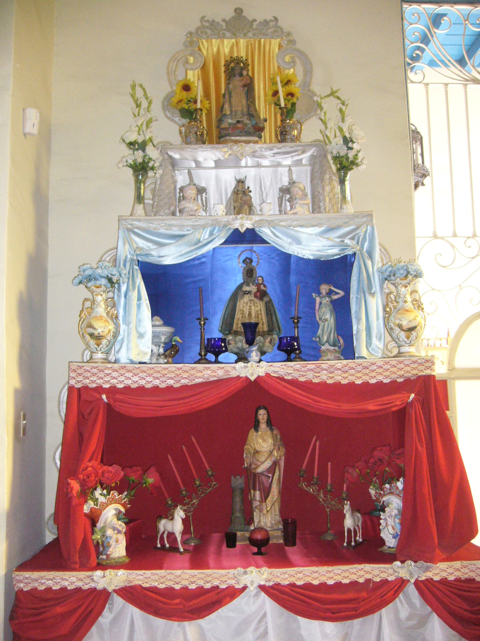 Photo 宗教儀式のための祭壇 Cuba キューバ からbuenas