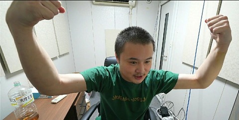 【悲報】加藤純一さん、8月フルパワー配信の反動で毎日ペクスを15時間やってしまう