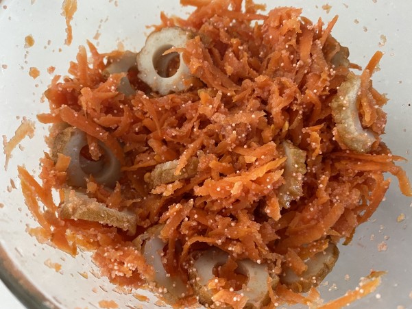 お弁当に あと一品に レンジで作る人参とちくわの明太子和え ローマのおいしい生活in東京 Powered By ライブドアブログ