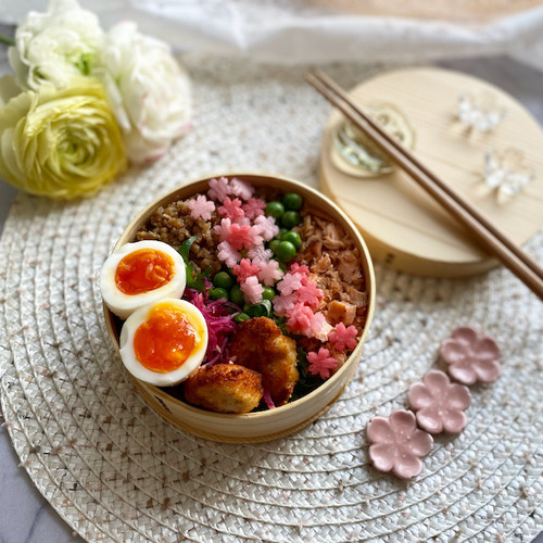 9C97E7D6-B749-469D-8791-1B4813875485