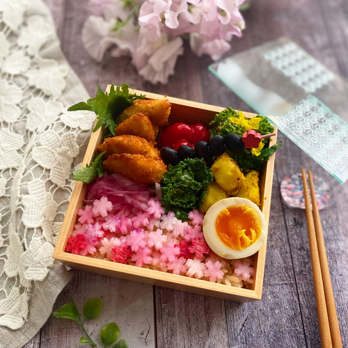 8C395CE1-3FFC-4F18-870E-0A2E83D5ED94