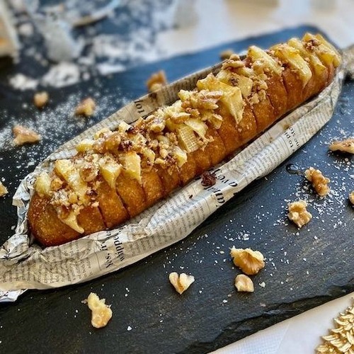 A8B12D74-18A6-4334-B3FE-83B271575616