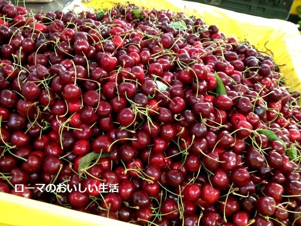 シナモンの香りがポイントのアマレーナ さくらんぼのシロップ漬け ローマのおいしい生活in東京 Powered By ライブドアブログ