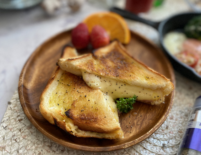 魚焼きグリルで作る あらびきブラックペパーをきかせたシャキッと食欲のでる朝ごパン ローマのおいしい生活in東京 Powered By ライブドアブログ 魚焼きグリルで作る あらびきブラックペパーをきかせたシャキッと食欲のでる朝ごパン ローマのおいしい生活in東京 Powered By ライブドアブログ