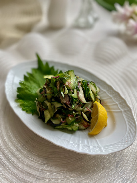 きゅうりとなす ツナ缶のあっさりレモン風味サラダ ローマのおいしい生活in東京 Powered By ライブドアブログ きゅうりとなす ツナ缶のあっさりレモン風味サラダ ローマのおいしい生活in東京 Powered By ライブドアブログ