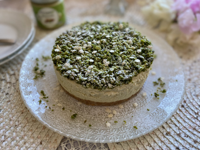 濃厚な香りと口溶け感がたまらないピスタチオチーズケーキ ローマのおいしい生活in東京 Powered By ライブドアブログ
