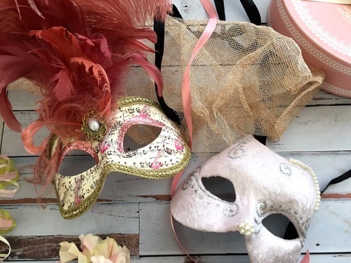 ⑧カーニバルの仮面