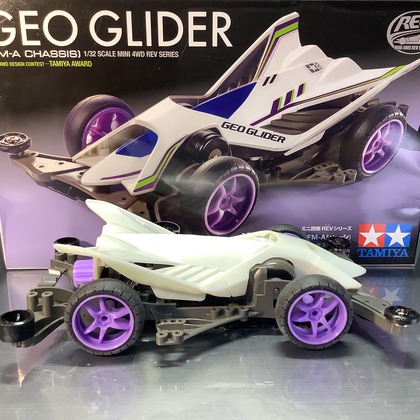 geo_glider_03