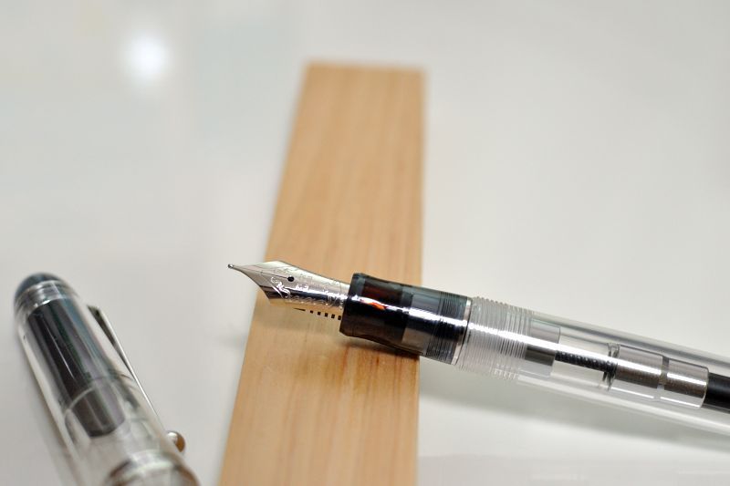 万年筆 カスタム74透明軸の分解洗浄 物欲よこんにちわ