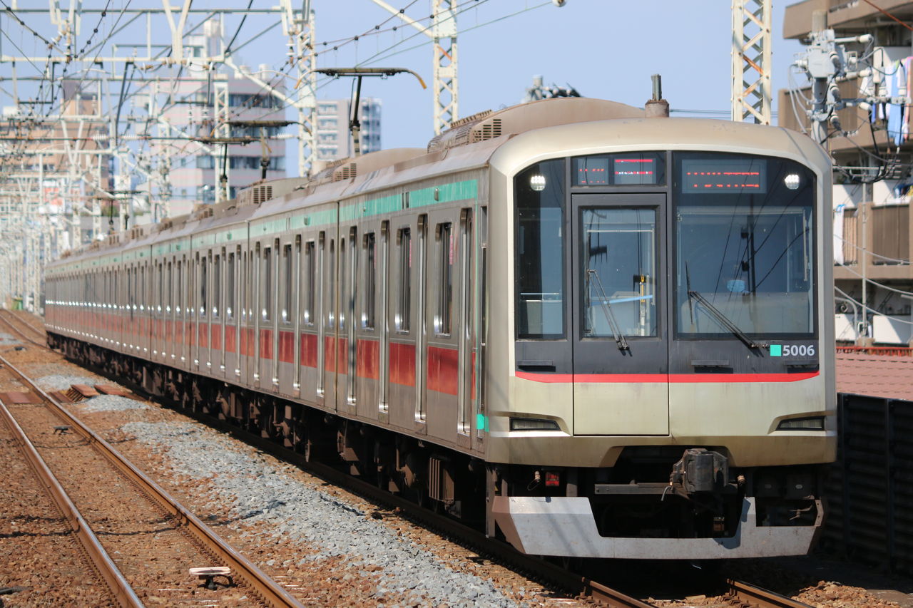 10月9日 東武stl撮影 しんちゃん緑 系 000系 ロゼッタの撮影日記 10月9日 東武stl撮影 しんちゃん緑 系 000系 ロゼッタの撮影日記