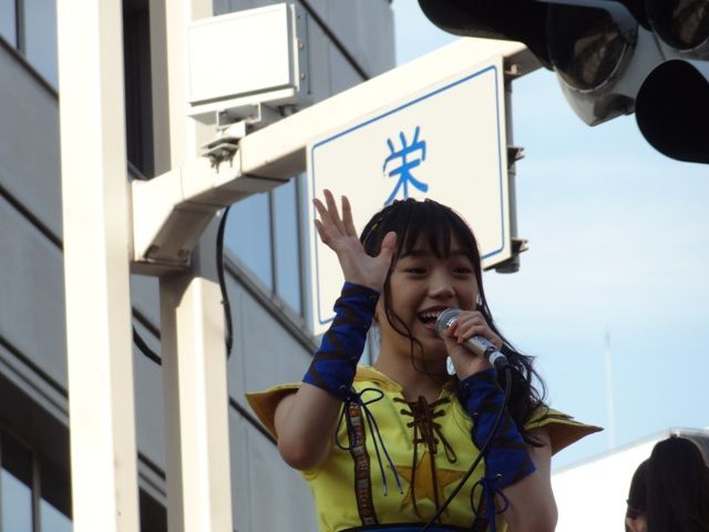 10月15日 名古屋まつり16フラワーカーパレード 山本昌 チームしゃちほこ登壇 レポpart2 15年ニートだった人が社長になるまで続ける日記 10月15日 名古屋まつり16フラワーカーパレード 山本昌 チームしゃちほこ登壇 レポpart2 15年ニートだった人が社長になるまで続ける日記