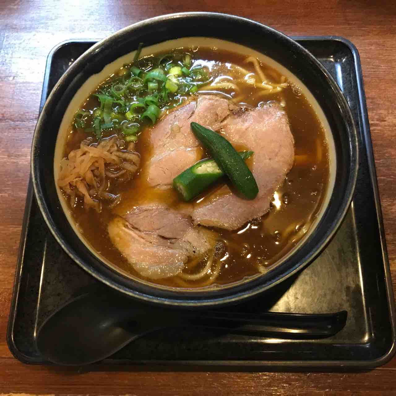 麺乃家】大阪上本町〜鶏の旨味×和出汁感じるスパイシーなカレー 