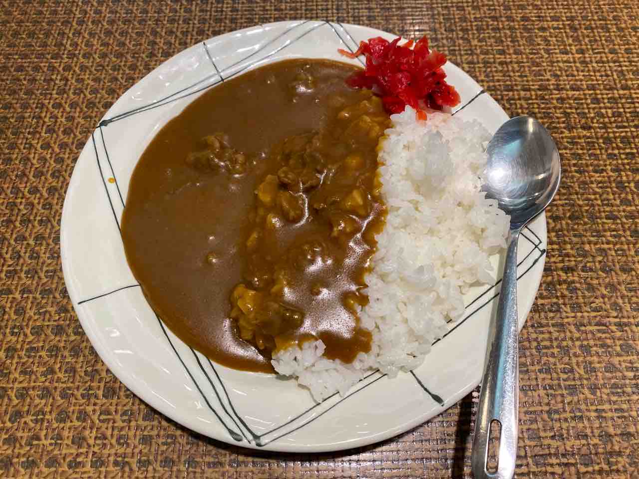 花びし 天神南 福岡 西中洲にあるチャンポンが人気の老舗食堂で 黄色味ががった懐かしい味わいの日本式カレーライス 名代 花びし なだい はなびし 大阪 福岡カレーステーション 花びし 天神南 福岡 西中洲にあるチャンポンが人気の老舗食堂で 黄色味ががった懐かしい味わいの日本式カレーライス 名代 花びし なだい はなびし 大阪 福岡カレーステーション