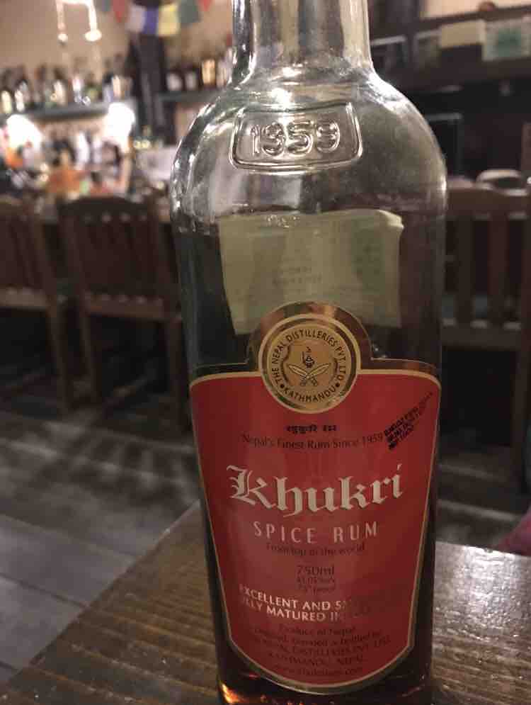 ネパール料理店 ククリ 大倉山 兵庫 地下に拡がる素敵な空間 ネパールのお酒とダルバートを ネパール料理店 Kukuri 大阪 福岡カレーステーション