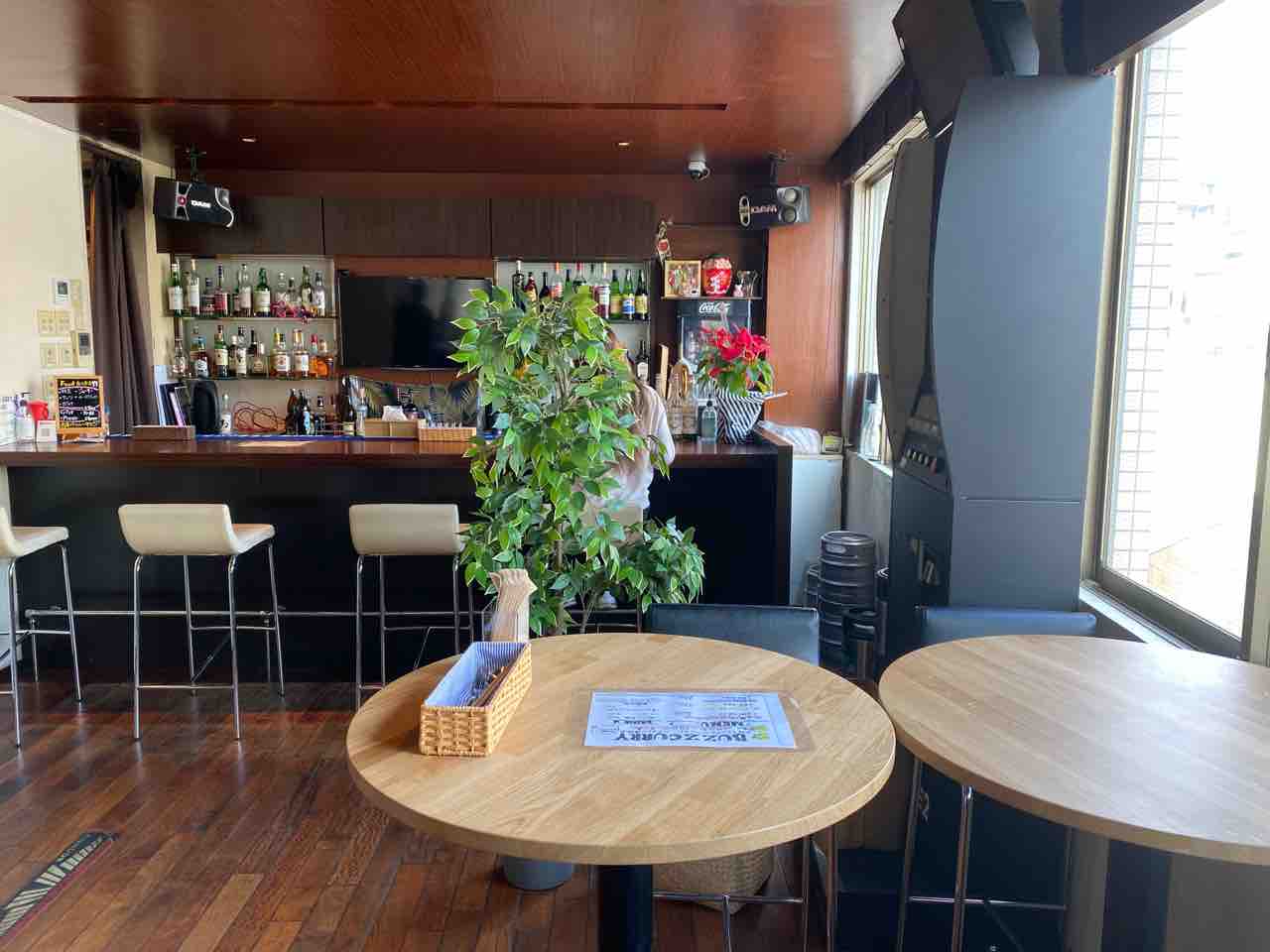 Buzz Curry 薬院大通 福岡 スリランカカレー スパイスカレーが合わさった美味しい一皿 薬院大通駅近くの Bar Lily で平日ランチ タイムにスパイスカレー バスカレー薬院店 大阪 福岡カレーステーション Buzz Curry 薬院大通 福岡 スリランカカレー スパイスカレーが合わさった美味しい一皿 薬院大通駅近くの Bar Lily で平日ランチ タイムにスパイスカレー バスカレー薬院店 大阪 福岡カレーステーション