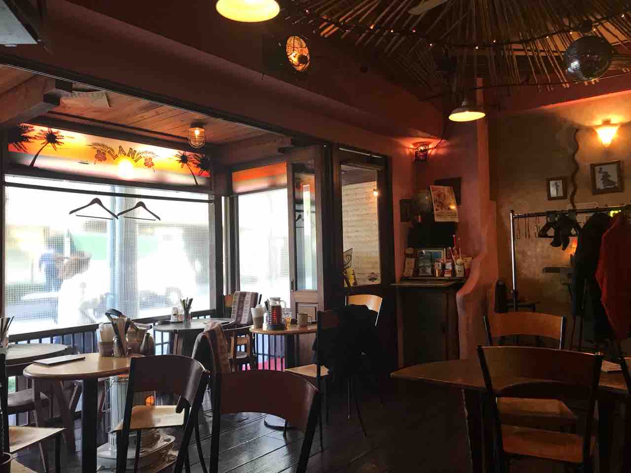 Tina S Cafe 江坂 ロコモコ カレー ハワイアンカフェで食べられる個性的なワンプレート ティナズカフェ 大阪 福岡カレーステーション