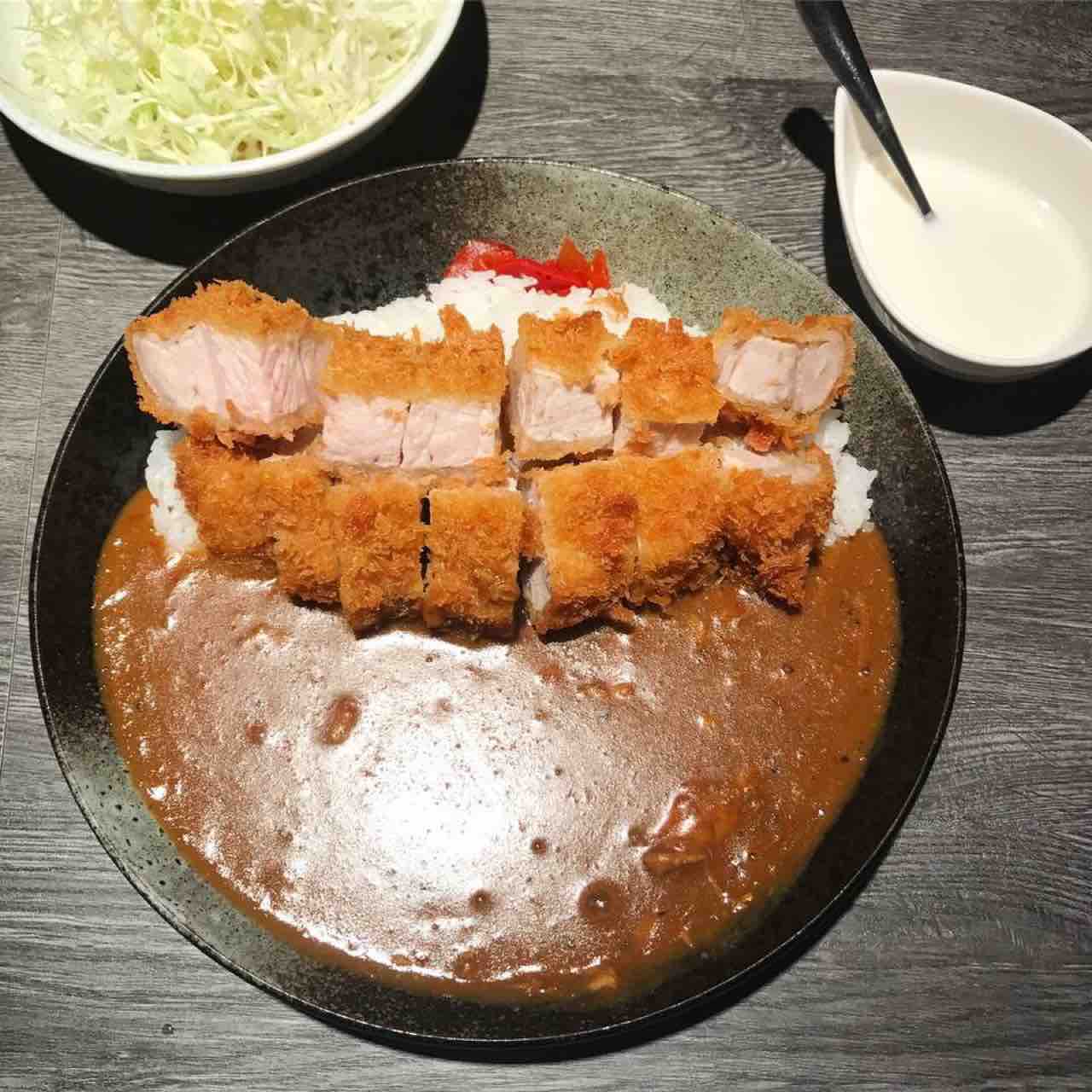 とんかつ大喜 長堀橋 とんかつ屋さんのカツカレーを 大阪 福岡カレーステーション とんかつ大喜 長堀橋 とんかつ屋さんのカツカレーを 大阪 福岡カレーステーション