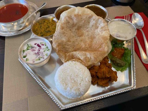 【ポンディチェリ】高宮（福岡）〜銀座でミシュランガイドに5回掲載された南インド料理店「ダルマサーガラ」の系列店が福岡市南区長丘の大池通りにオープン〜Pondicherry