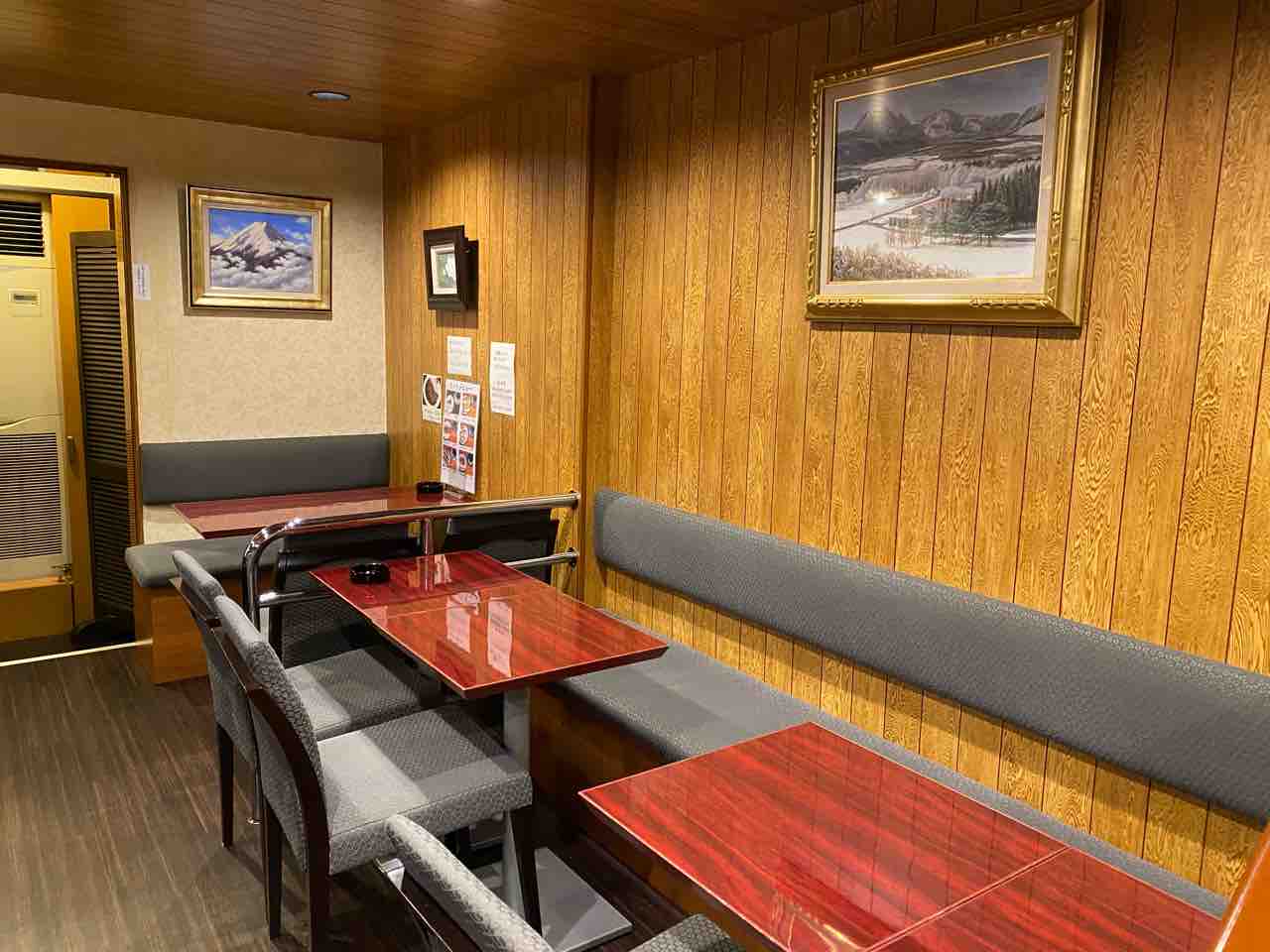 珈琲ふじた 渡辺通 福岡 福岡朝カレー御三家 昭和ノスタルジー感じる純喫茶の名物は自家製カレーとネルドリップコーヒー 大阪 福岡 カレーステーション