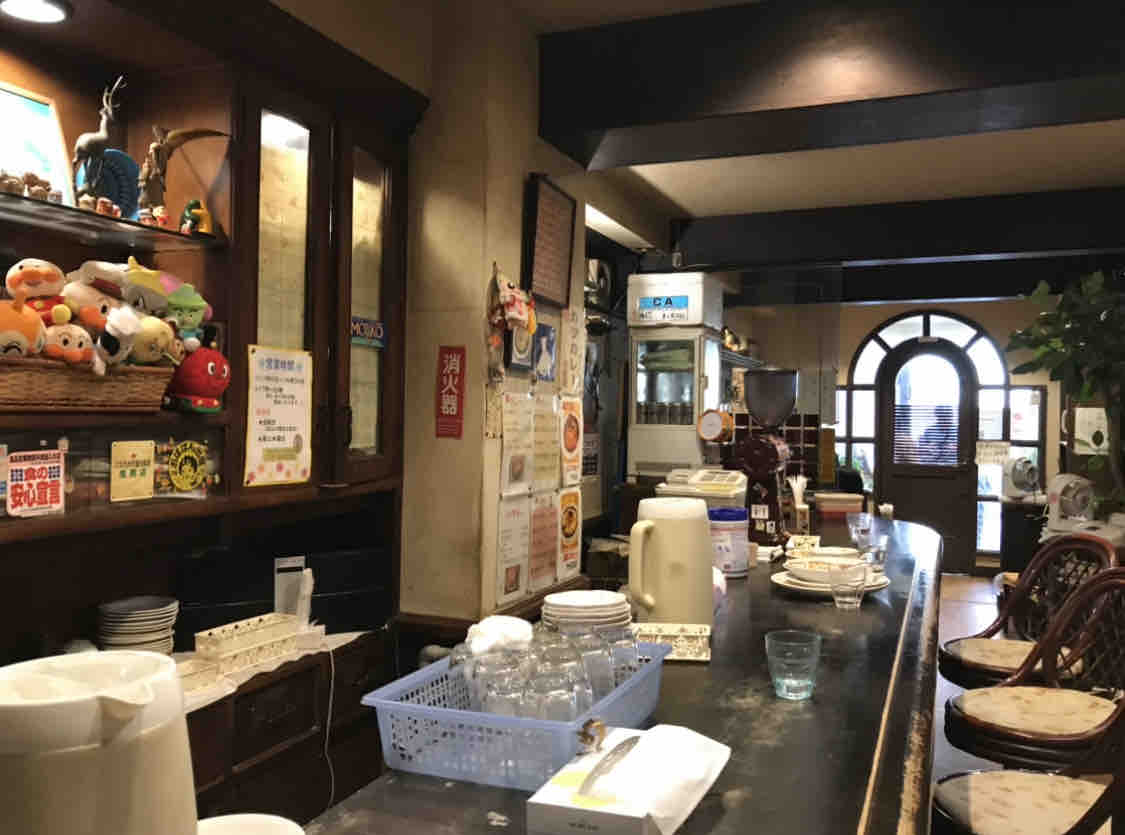 こがねむし 門司港 福岡 居心地最高 1977年創業 焼きカレーの街 門司港で人気no 1の名店 珈琲家 黄金虫 大阪 福岡カレーステーション こがねむし 門司港 福岡 居心地最高 1977年創業 焼きカレーの街 門司港で人気no 1の名店 珈琲家 黄金虫 大阪 福岡カレーステーション