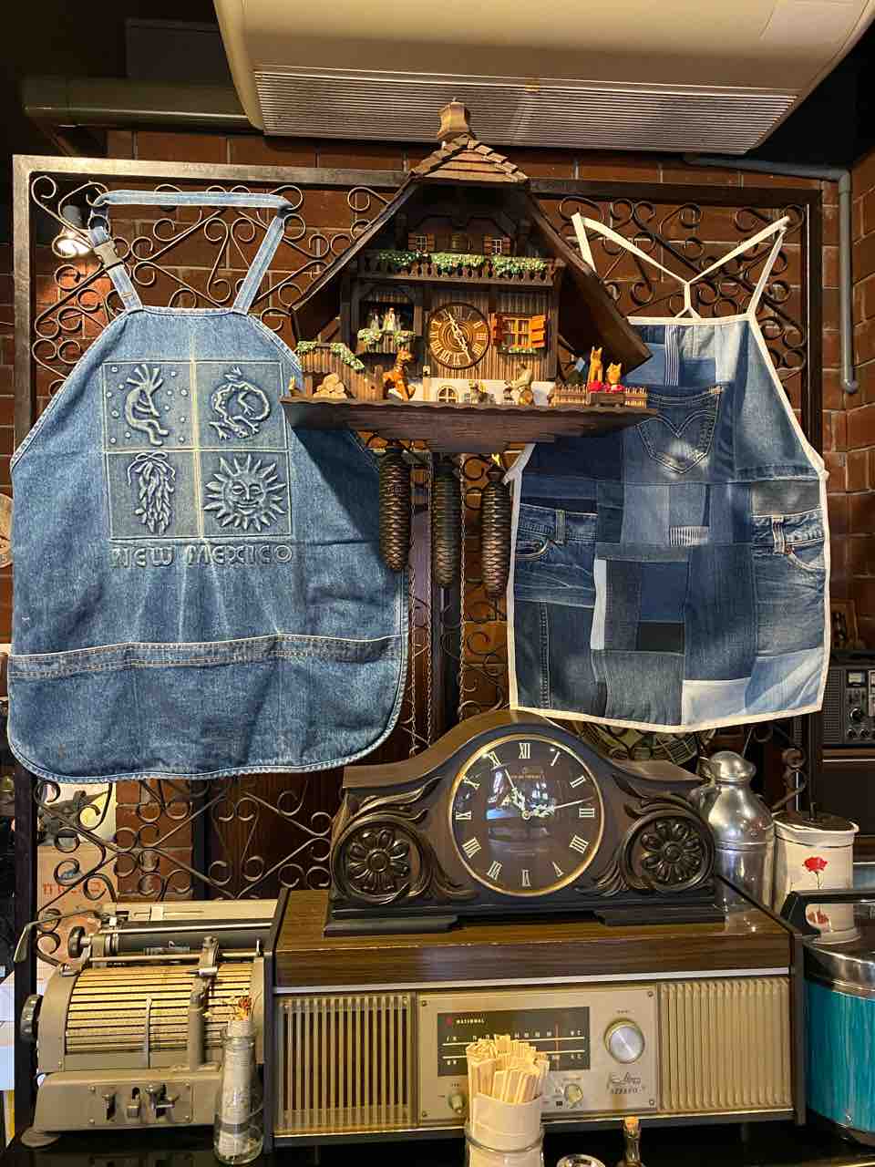 Apron エプロン 宇部新川 山口 語り継がれる サンハウスカレー を受け継いだ洋食店 宇部で愛されてる濃厚な黒カレー キッチンapron えぷろん 大阪 福岡カレーステーション Apron エプロン 宇部新川 山口 語り継がれる サンハウスカレー を受け継いだ洋食店 宇部で愛されてる濃厚な黒カレー キッチンapron えぷろん 大阪 福岡カレーステーション