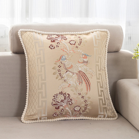 富を表す鳥と花の刺繍クッションカバー3