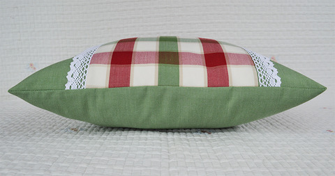 緑と赤のチェックが可愛いクッションカバー4