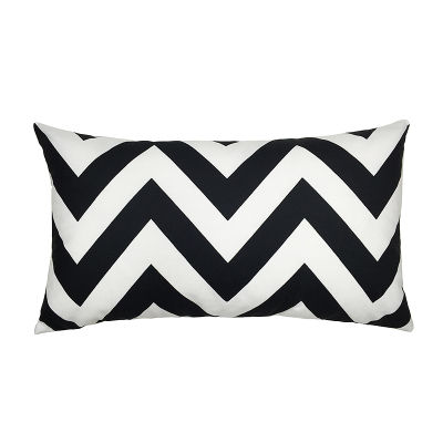 ジグザグ柄の長方形クッションカバー
