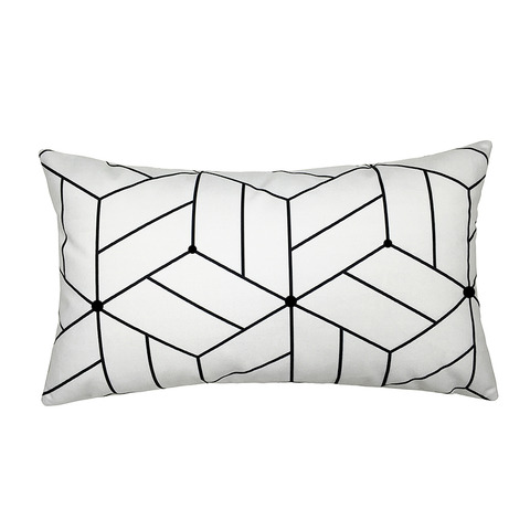 線で構成された図案のクッションカバー2