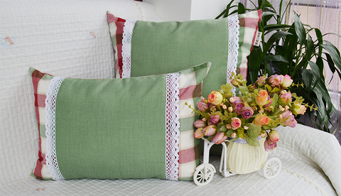 緑と赤のチェックが可愛いクッションカバー2