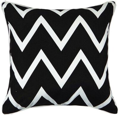 波線模様のクッションカバー黒