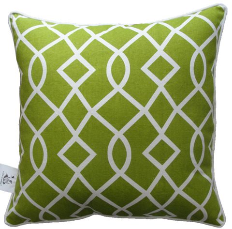 シンプル線模様のマットグリーン・クッションカバー2