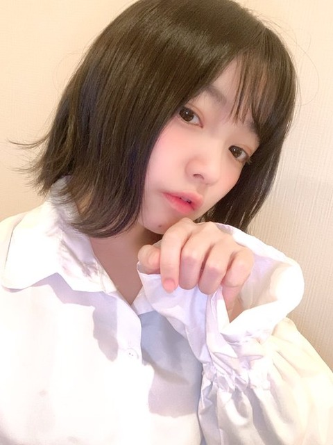 EJPX_LAUwAA-oP-