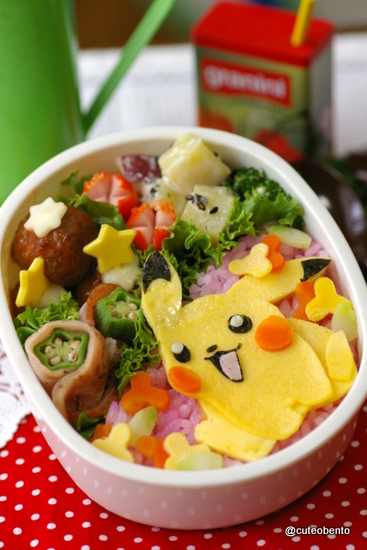 1-02.jumping pikachu