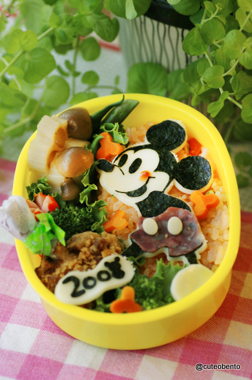 1-01.mickeymouse bento