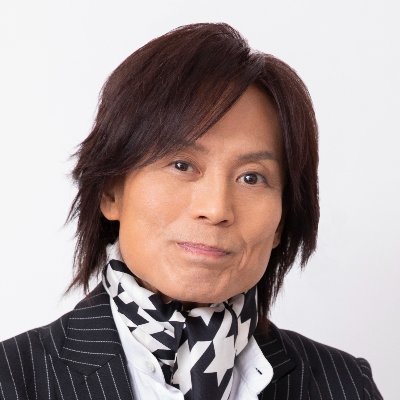 padQvXys_400x400