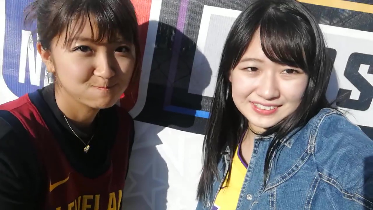 徳永千奈美と野中美希がアメリカで英語をしゃべってる動画 ジェイアイドル