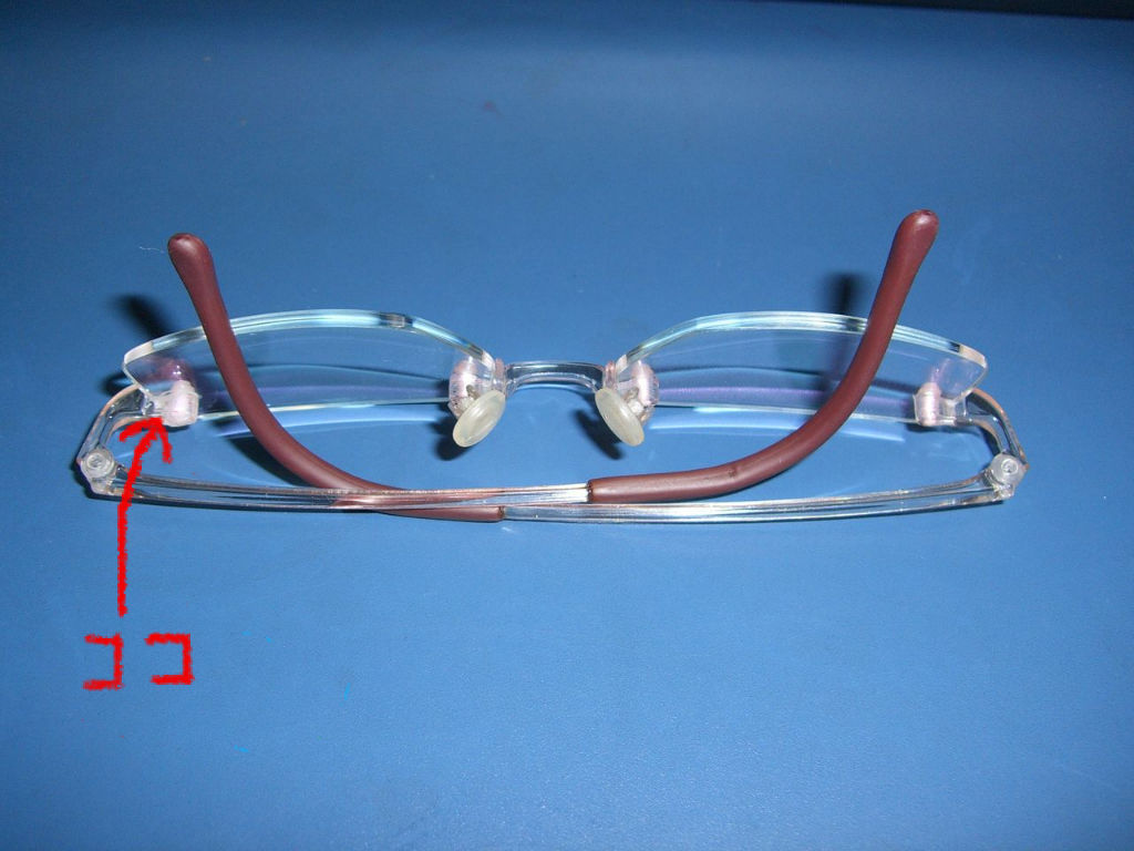 めがねの修理 三重県津市の理容室 カットハウスダック スタッフブログ めがねの修理 三重県津市の理容室 カットハウスダック スタッフブログ