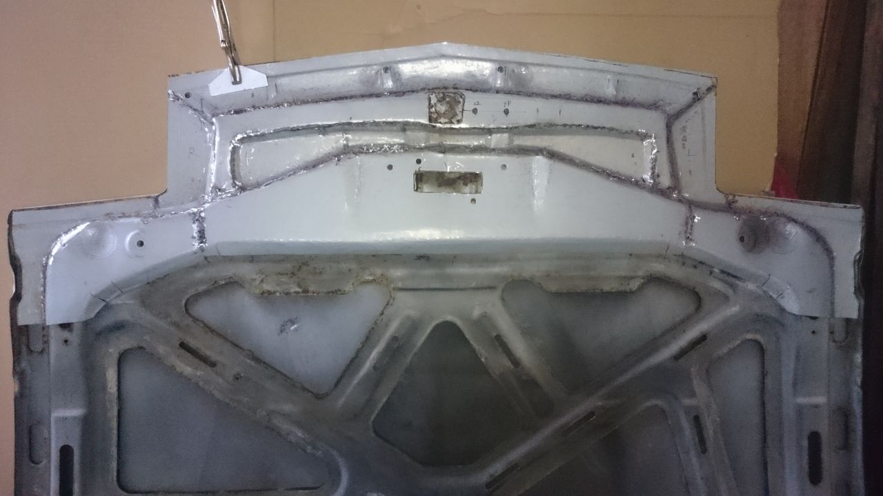Hood inner panel (center-8) : CUTS' garage