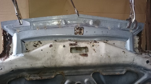 Hood inner panel (center-4) : CUTS' garage