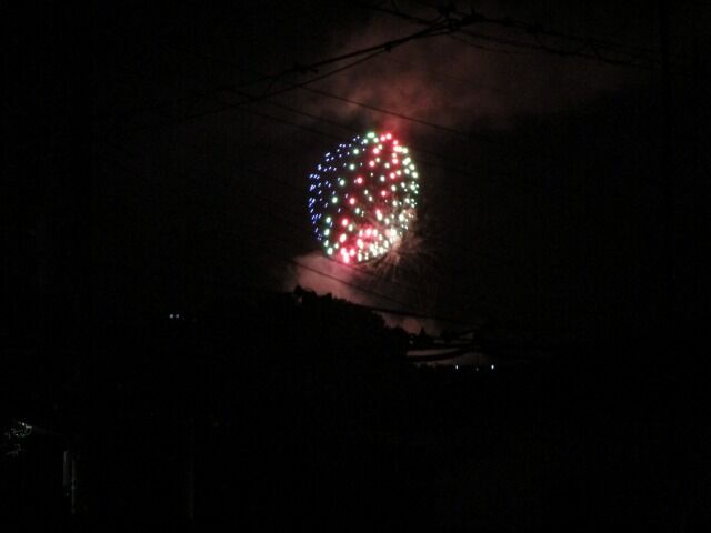花火 お盆休みで 都心から郊外へ9