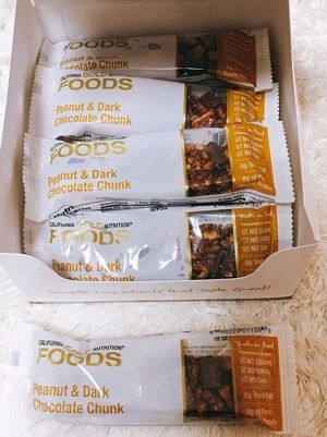 California Gold Nutritionピーナッツ&ダークチョコレートチャンク