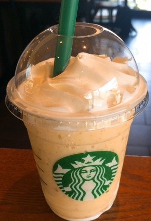 スタバキーライム クリーム & ヨーグルト フラペチーノ®