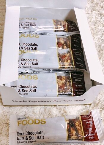 ダークチョコレートナッツ&海塩バー